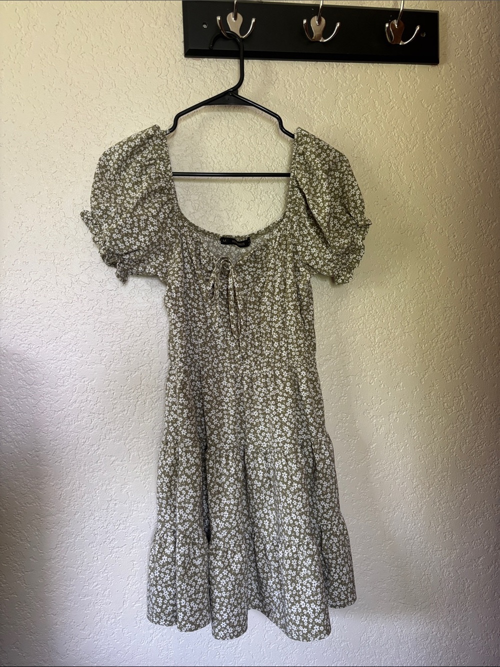 Puff-Sleeve Floral Dress in Olive Green